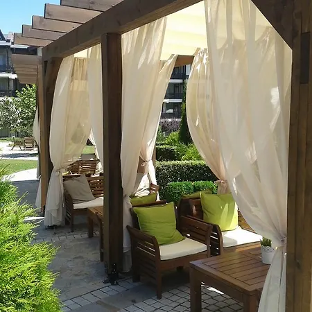 Aparthotel Aspen Golf And 3*